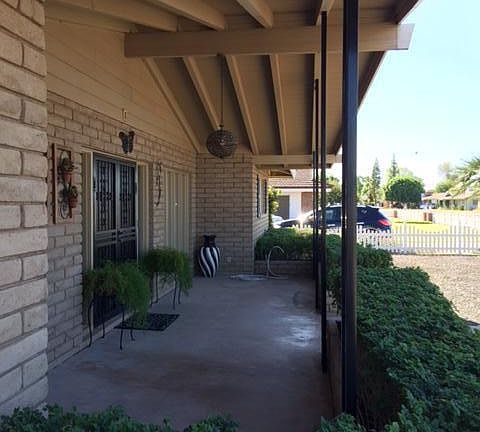 4th image of 1421 E 1st Pl