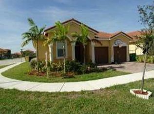 2122 SW 151st Pl, Miami, FL 33185