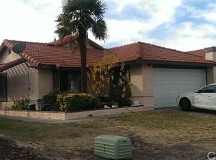 3226 E Avenue S4, Palmdale, CA 93550