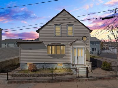 71 Cash St, Fall River, MA, 02723