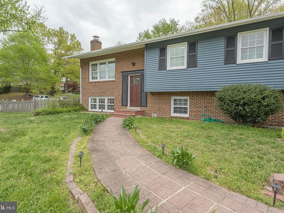 1st image of 12415 Colby Dr