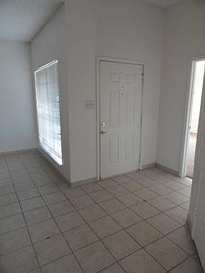 3rd image of 6812 Windwillow Dr