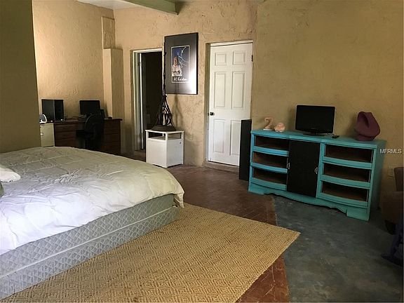 2nd image of 500 Granada Way
