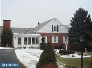 2867 Pricetown Rd, Temple, PA 19560