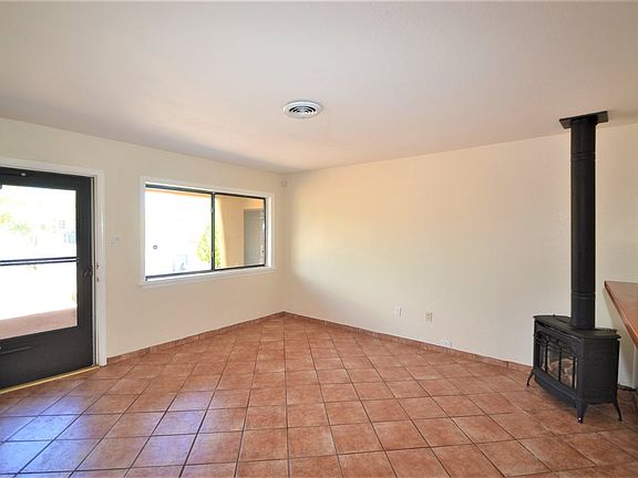 4th image of 1012 Calle La Resolana