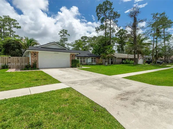 13976 Aster Ave, Wellington, FL 33414