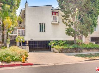 11650 Mayfield Ave APT 5, Los Angeles, CA 90049