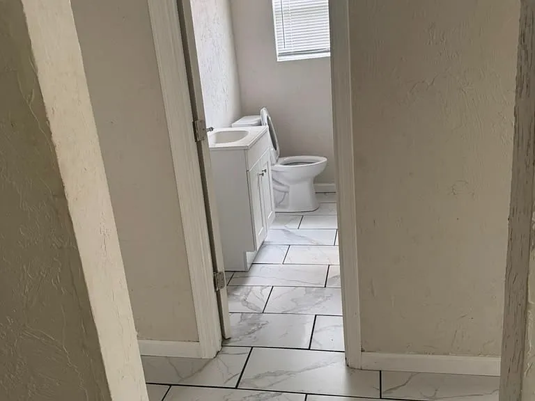 1132 E Main St — Photo 10