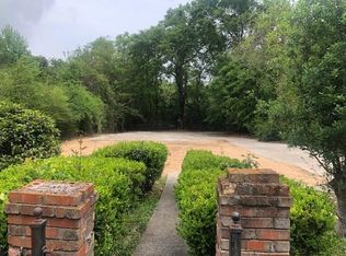 2308 Holland St, Mobile, AL 36617