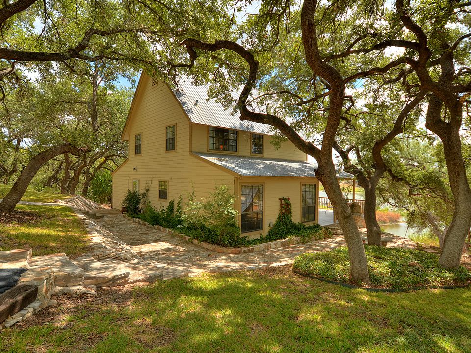 1st image of 24701 Lakeview Dr.