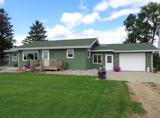 47126 206th St, Brookings, SD 57006