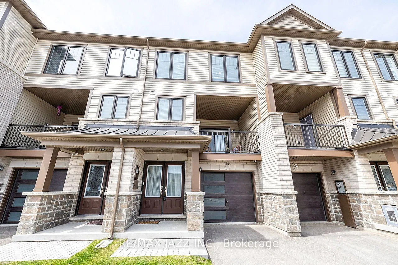 4 bed, $2,975 — Photo 1
