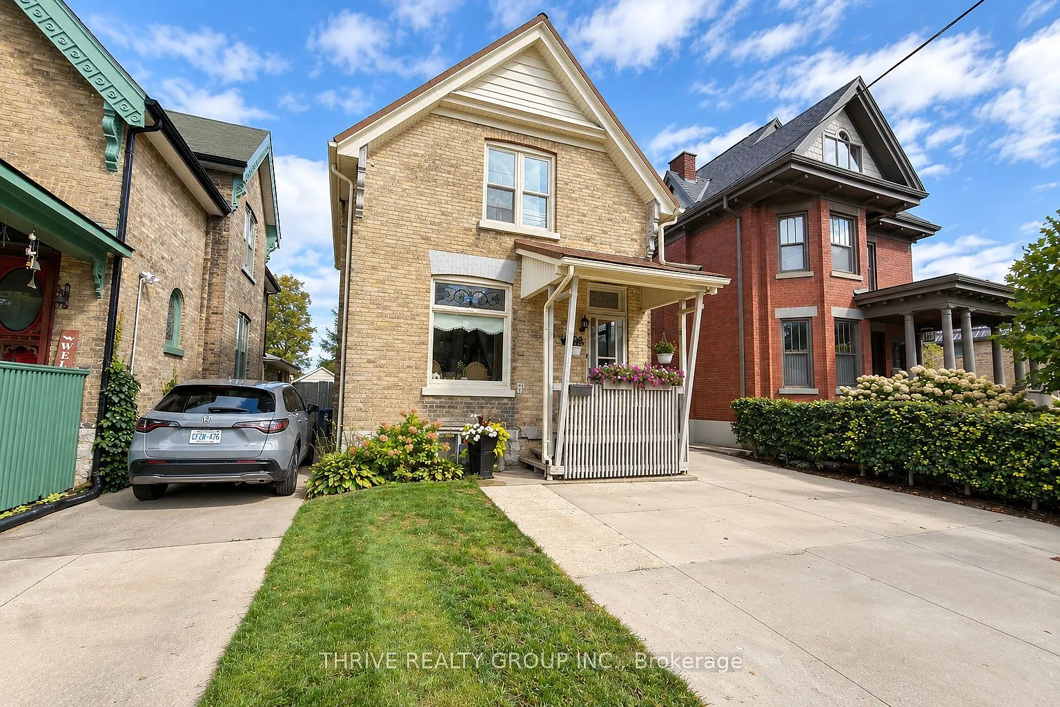 2 bed, $2,000 — Photo 2