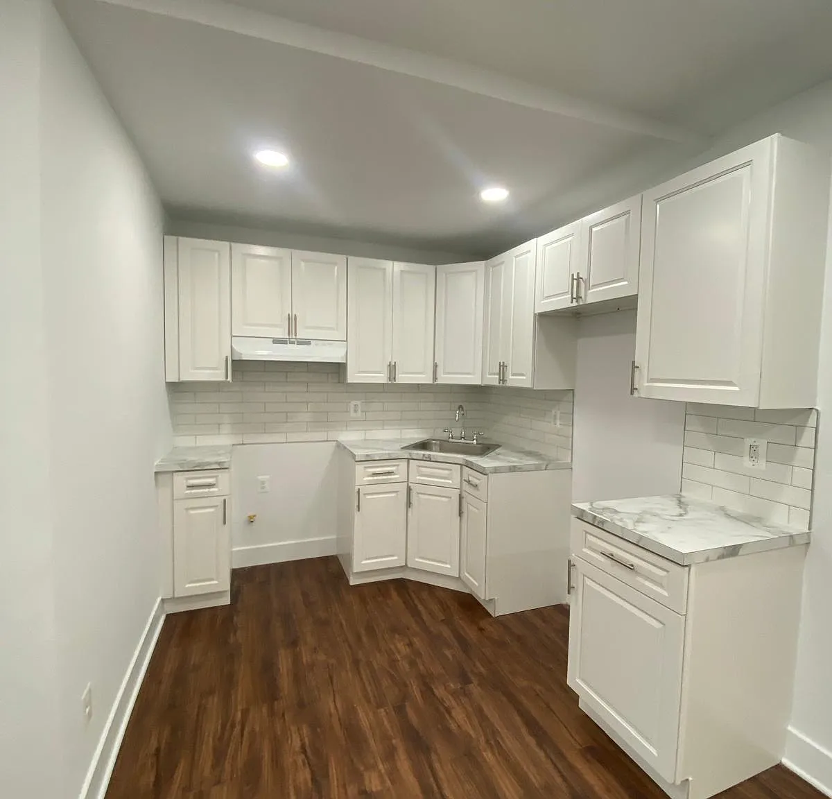5220 Wayne Avenue — Photo 1