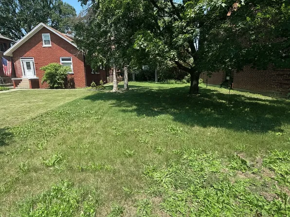 38 E Touhy Ave, Park Ridge, IL 60068