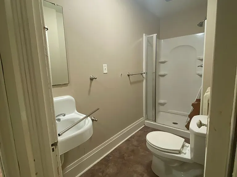 520 Church St — Photo 23