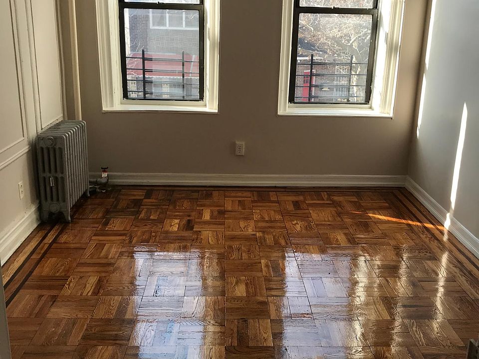 1st image of 591 E 93rd St