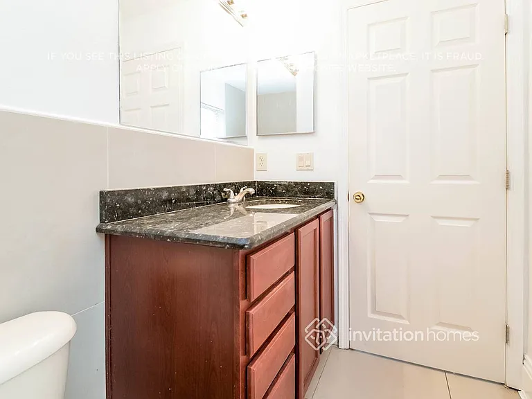 7918 Hidden Hollow Dr — Photo 16