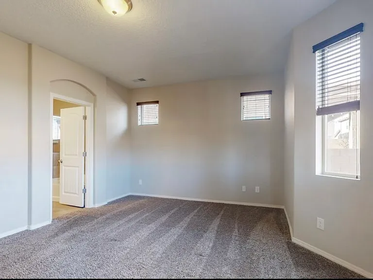 6727 Oro Valley Rd NW — Photo 19