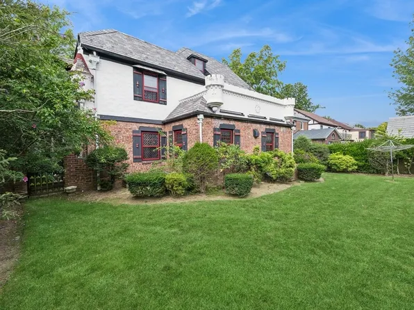 29-37 168th Street image 4 of 23