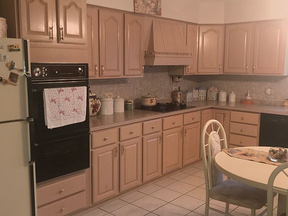 5th image of 10108 W Lyndale Ave