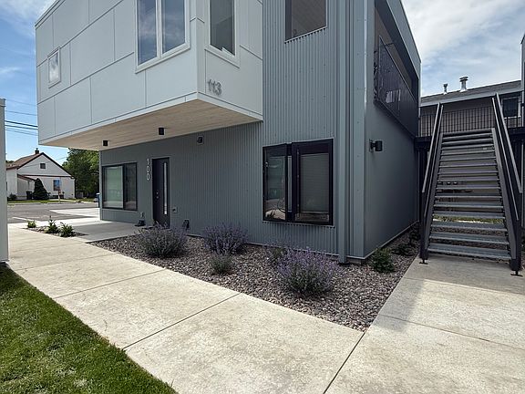 4th image of 111 W Sussex Ave #200