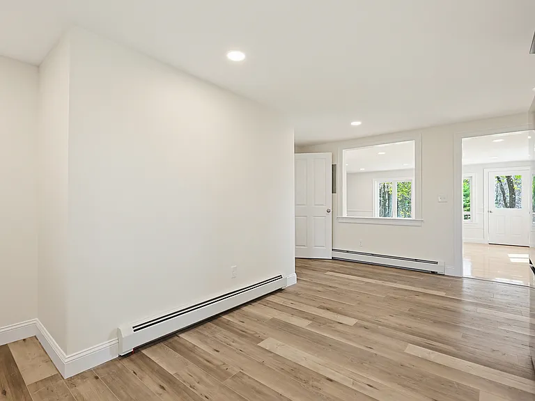 251 Lake St #1 — Photo 7