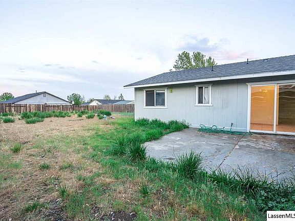 2nd image of 1225 Barbara St