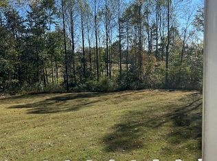1075 Amanda Ln, Walnut Cove, NC 27052