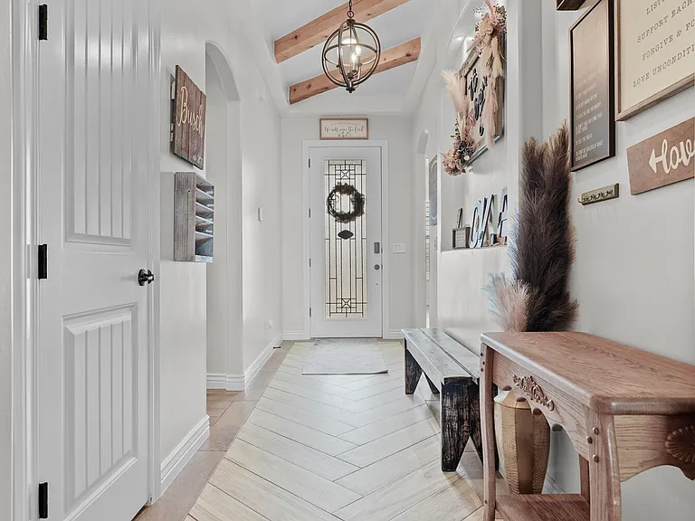 13401 Carterton Ave — Photo 11