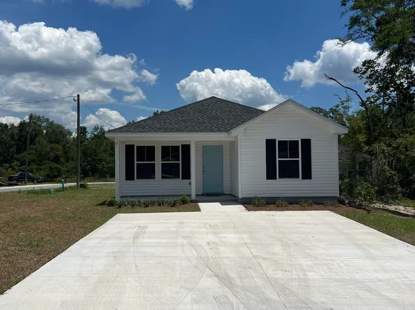 3 Ranger Trce, Crawfordville, FL 32327