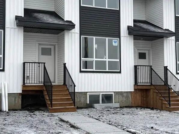 31 N Louis Dr, Rural Red Deer County, AB T4E 3E5