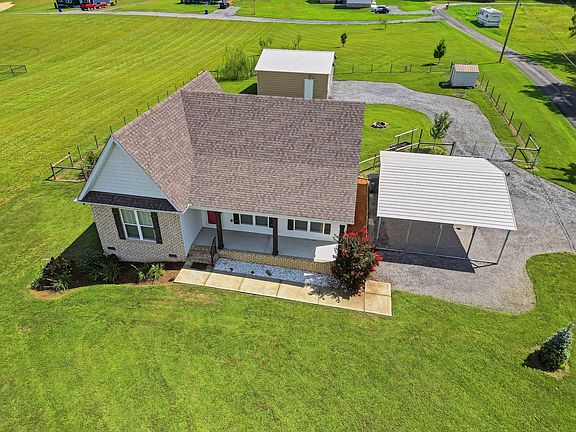 3rd image of 174 Dorris Ln