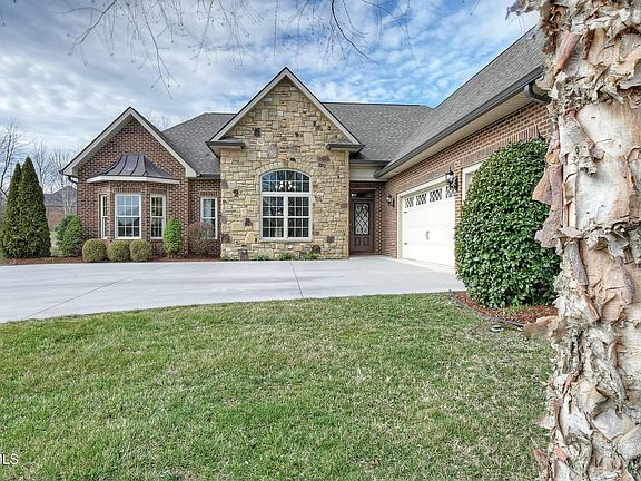 3rd image of 2147 Sawyers Pond Dr