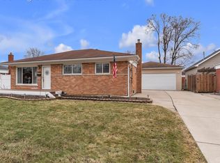 32613 Windsor St, Garden City, MI 48135