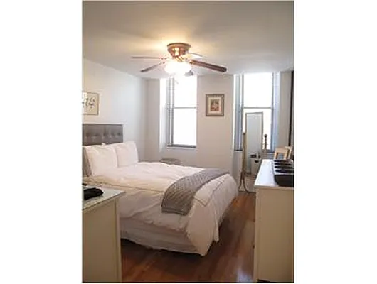 Rented by Douglas Elliman | media 22