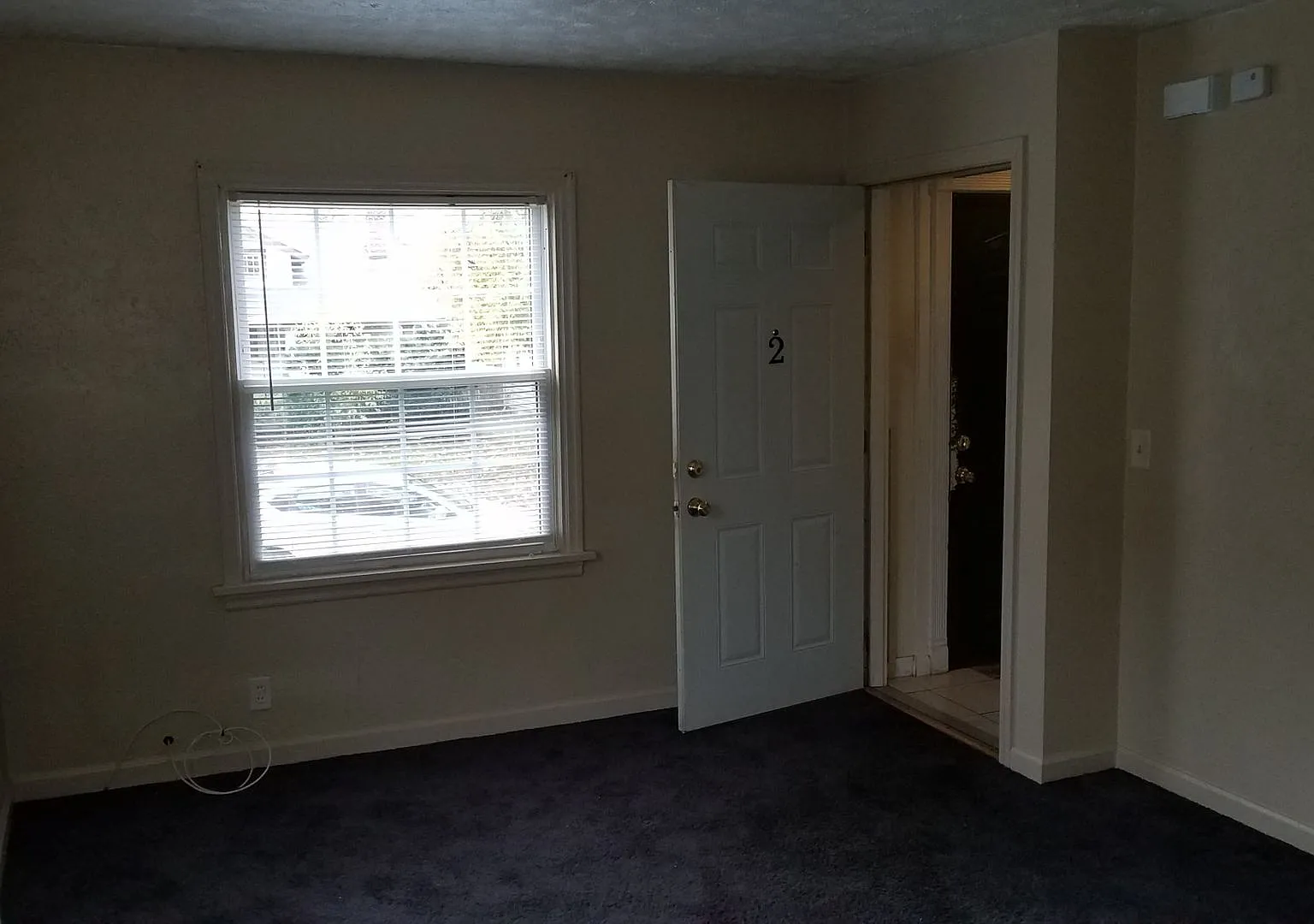 1923 Auburn Ave 801 — Photo 2