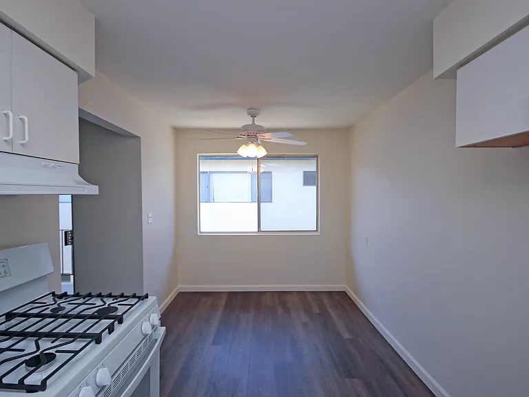 896 Magnolia Ave #5 — Photo 11