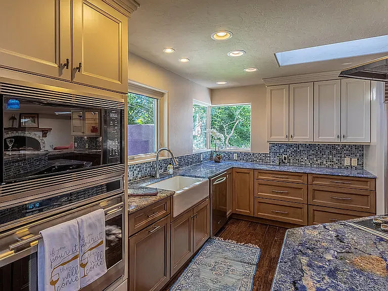 9250 N Calle Loma Linda — Photo 18