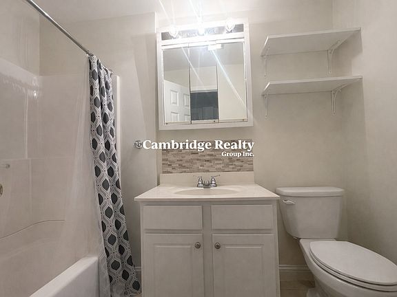 5th image of 1056 Cambridge St APT 3R