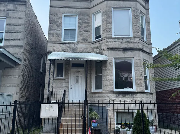 3330 W Crystal St APT 2, Chicago, IL 60651