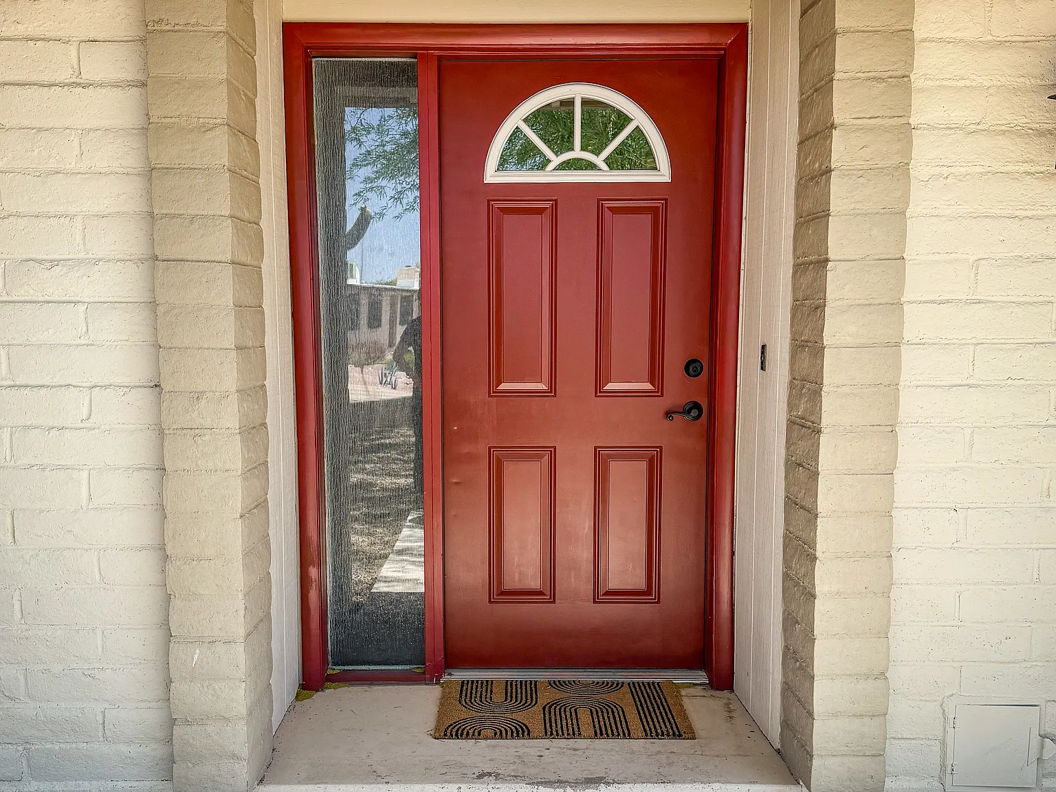 4 bed, 2012 sqft, $2,500 — Photo 3