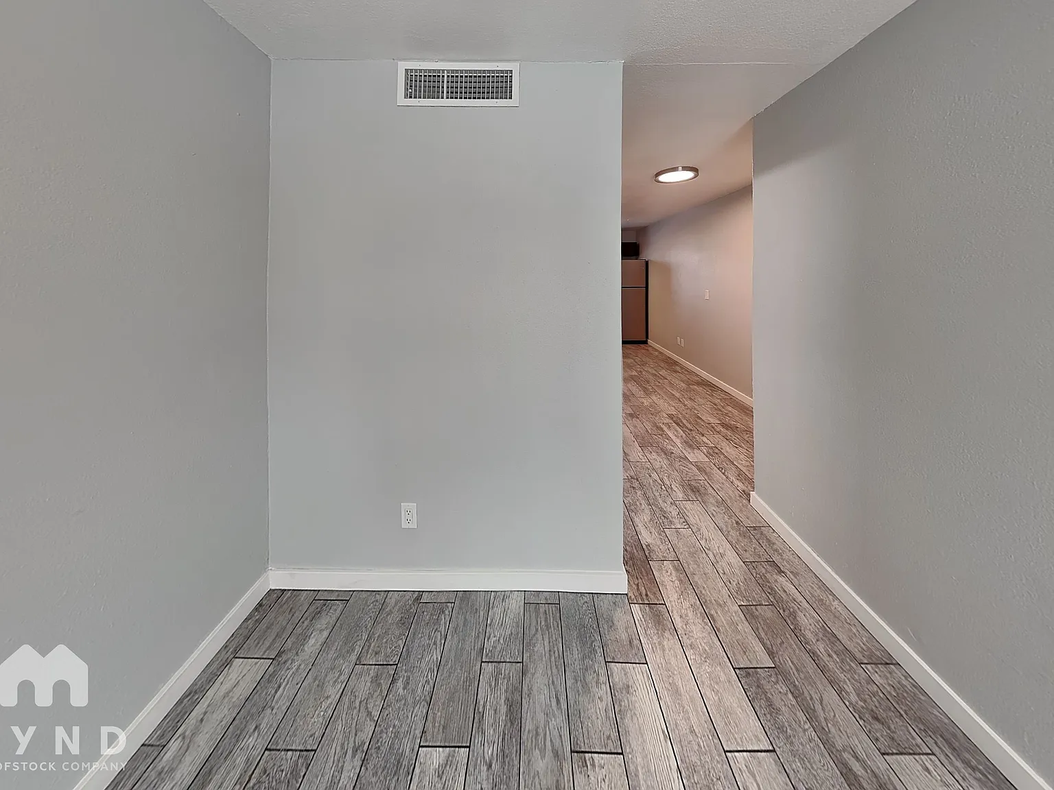 2 bed, 1.0 bath, 750 sqft, $1,250 — Photo 3