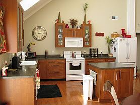 4th image of 1809 Oakway Dr