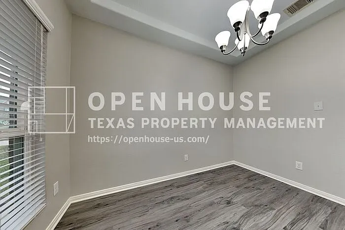 2519 Elm Crossing Trl — Photo 8