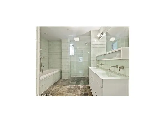 Sold by Liberty Chateau Realty Inc | media 5