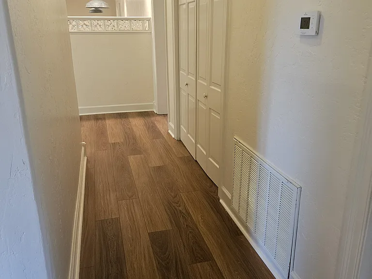 107 E Aspen Ln — Photo 31