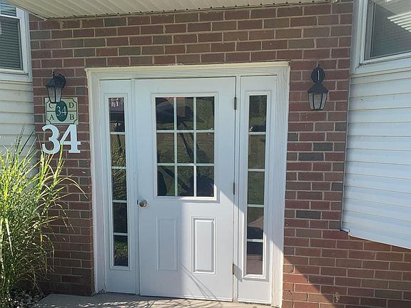 3rd image of 694 Talcottville Rd #34A