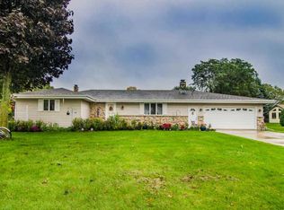 3032 N Bluemound Dr, Appleton, WI 54914