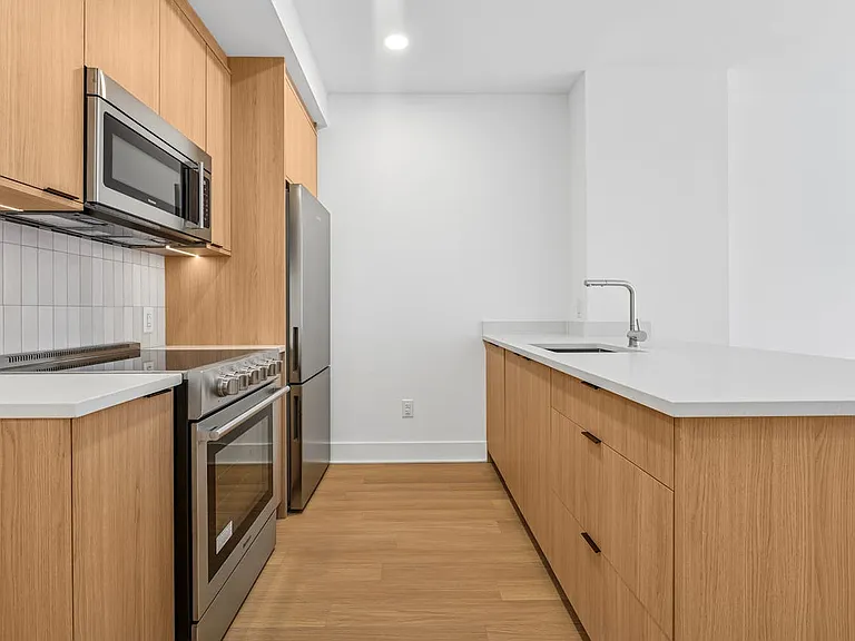 499 President St #347 — Photo 7